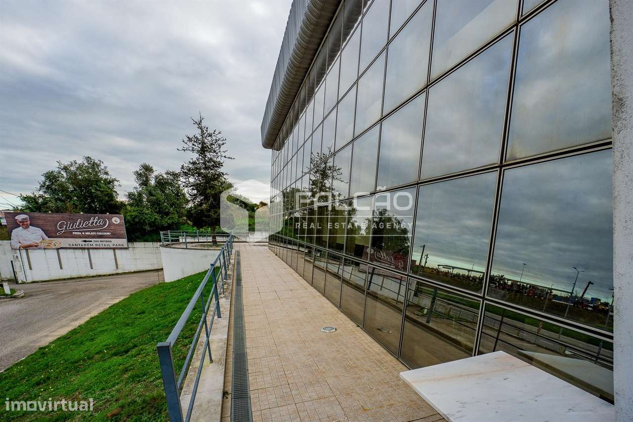 Armazém  Venda em Santarém (Marvila), Santa Iria da Ribeira de Santaré - Grande imagem: 5/36