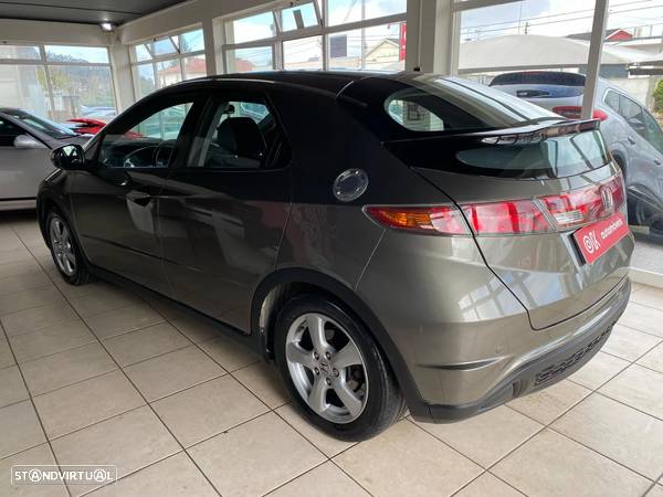 Honda Civic 1.4 Sport EC - 27