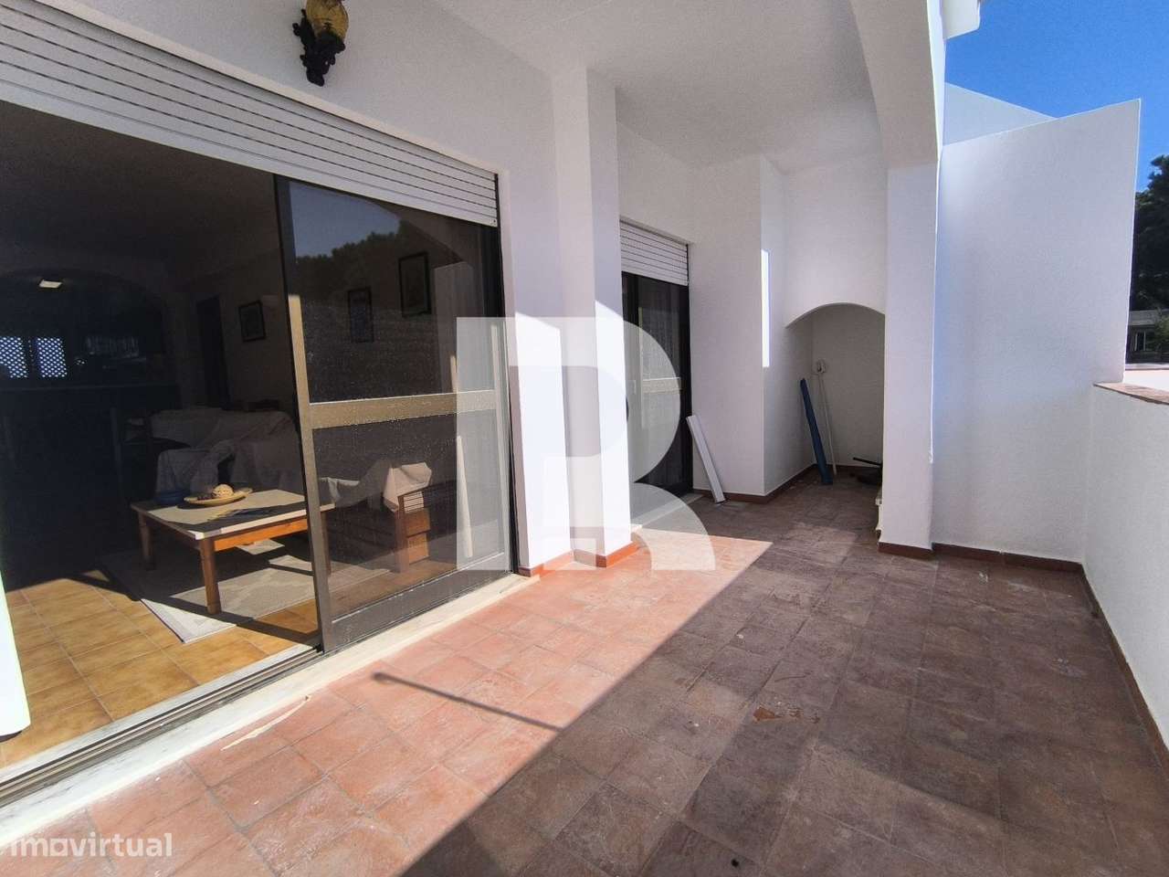 Apartamento T2 com Terraço em Albufeira-13