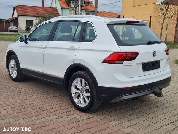 Volkswagen Tiguan 2.0 TDI DPF 4Mot Comfortline - 4