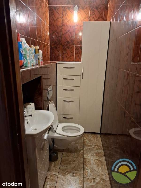 Dom dwurodzinny ( 2 odrębne mieszkania ) na działce 330 m2-15