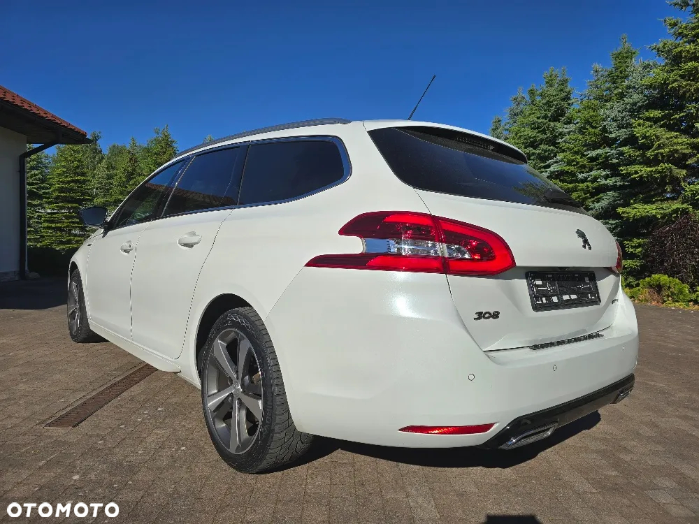 Peugeot 308 BlueHDi 130 EAT8 Allure - 8