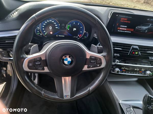 BMW Seria 5 520d M Sport sport - 14