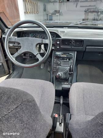 Polonez 1.6 - 10