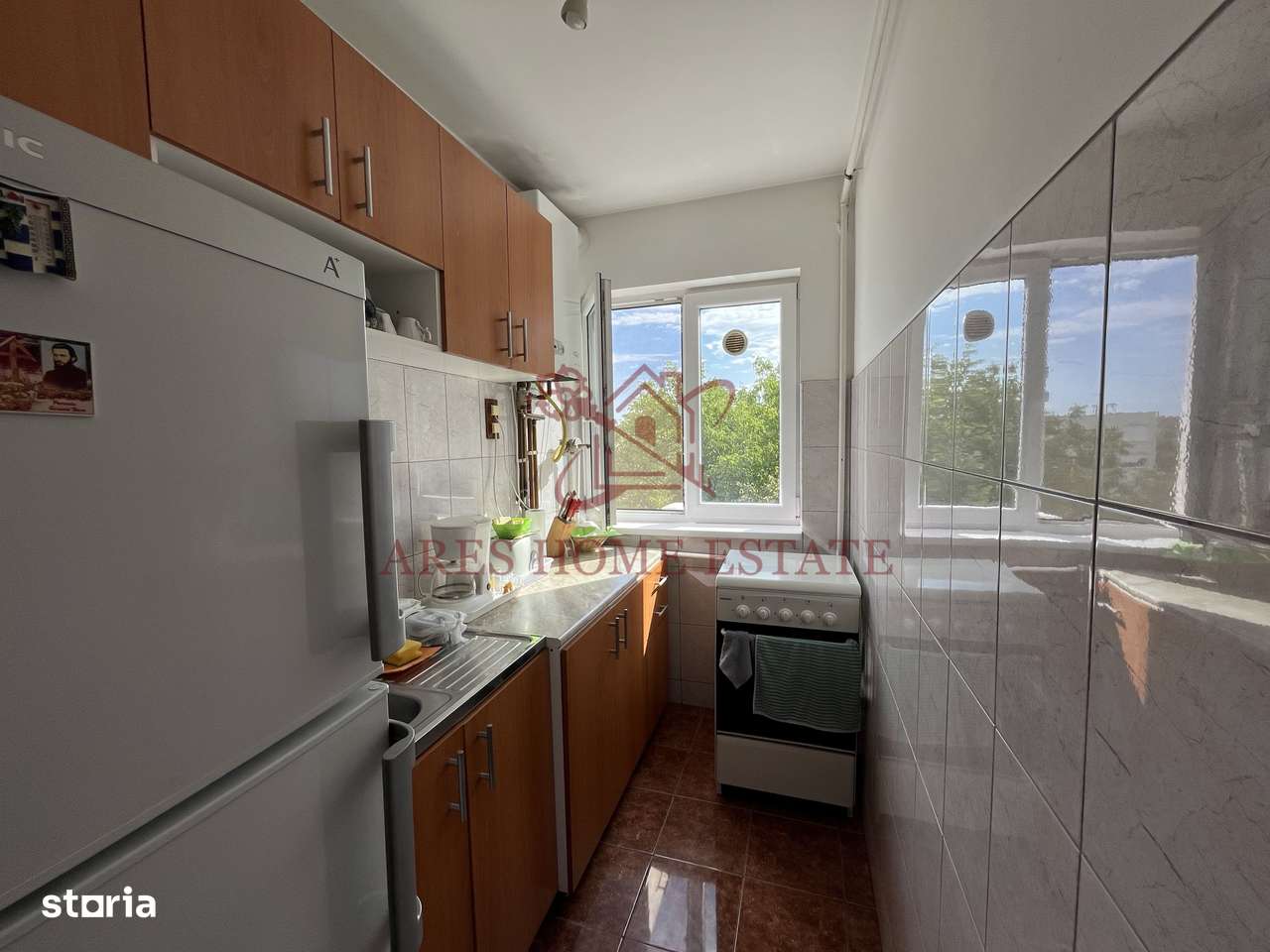 Apartament 4 camere, cu centrala proprie si boxă – zona Take Ionescu - Imagine principală: 5/8