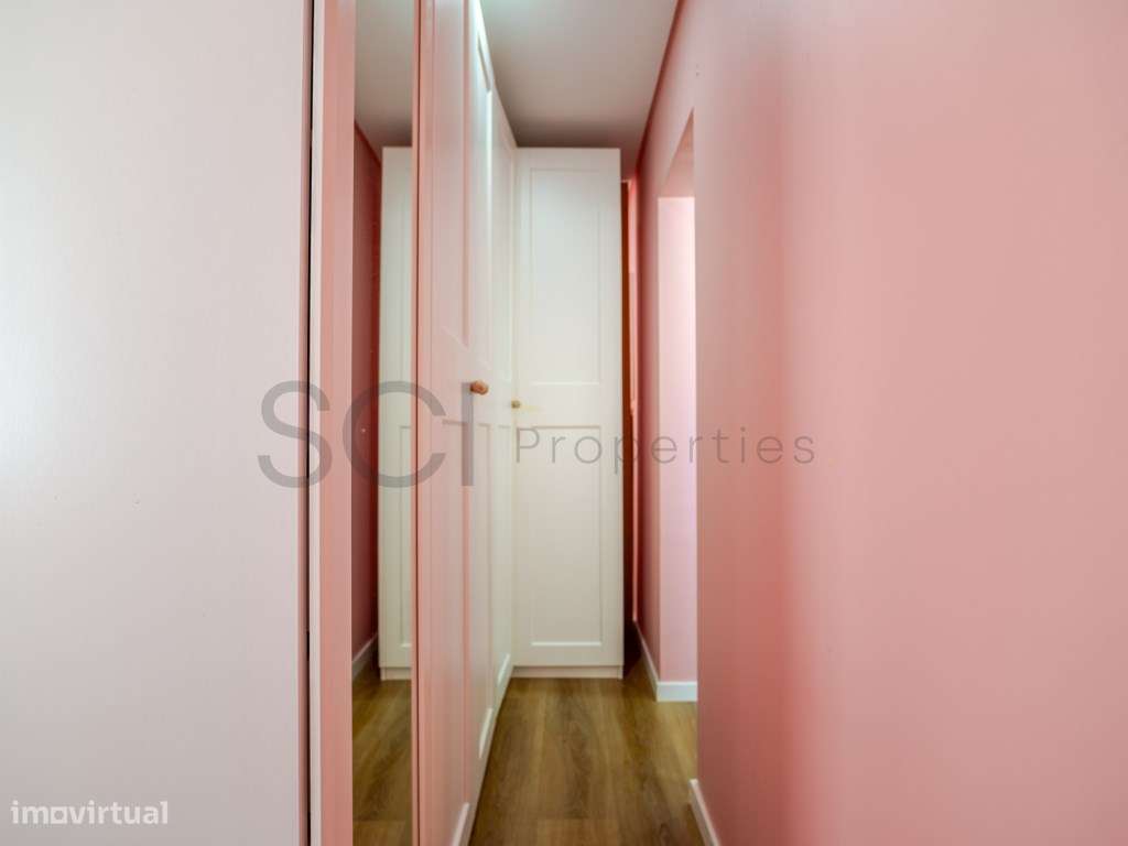 Moradia T3 com piscina nas Quintinhas, Charneca da Caparica. Estilo...-6