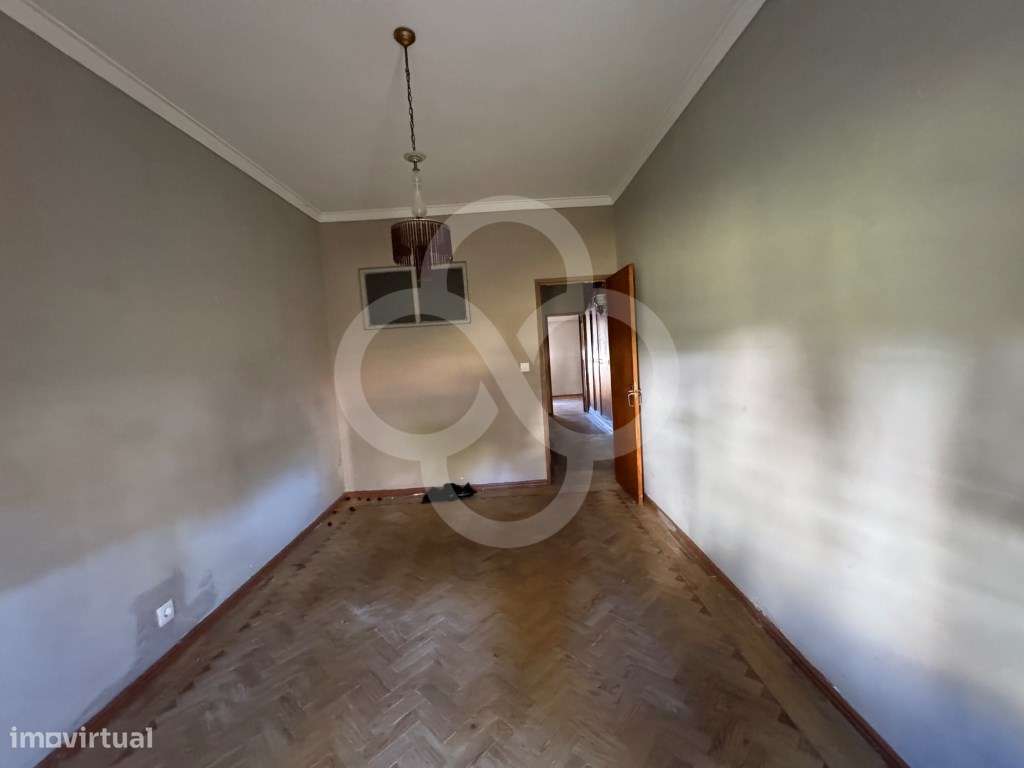 Apartamento T3 em Carnaxide com excelente localização próximo a com...-14