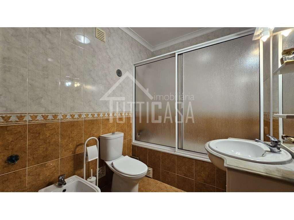 Apartamento T3 com garagem BOX em Alcainça-21