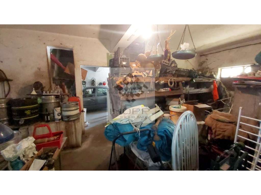 Fabulosa propriedade na zona centro do país com mais de 4.000m2 e m...-27