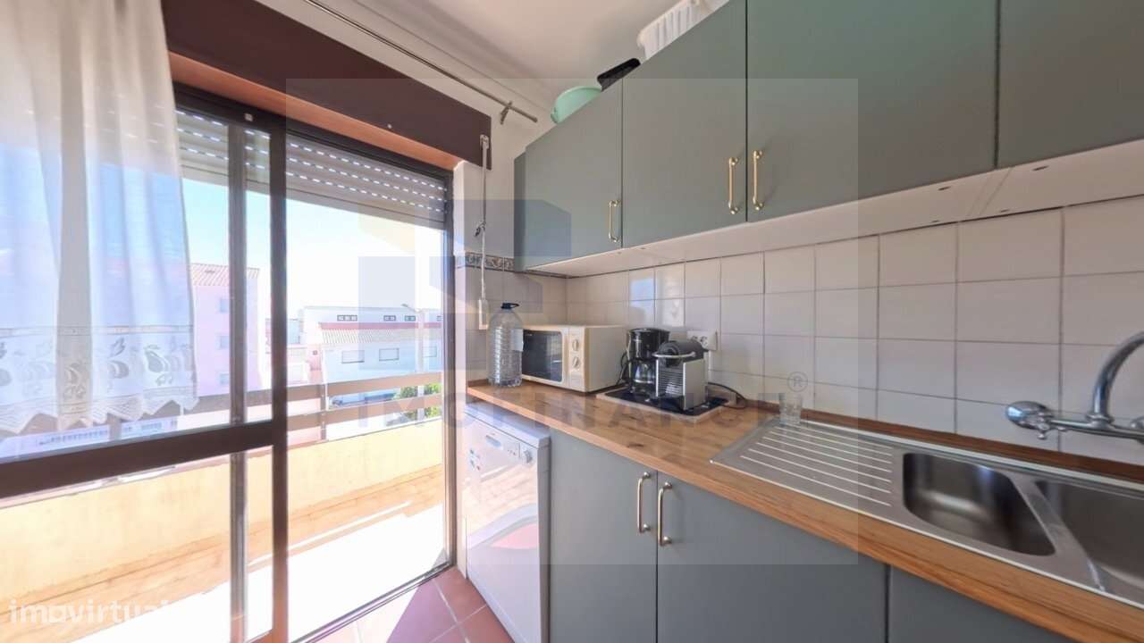 Apartamento T2 junto á praia de Consolação-6