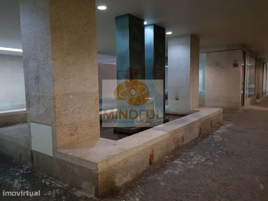 Para Investidores! Venda de Loja Renovada Arrendada por 10 anos, r/...-14