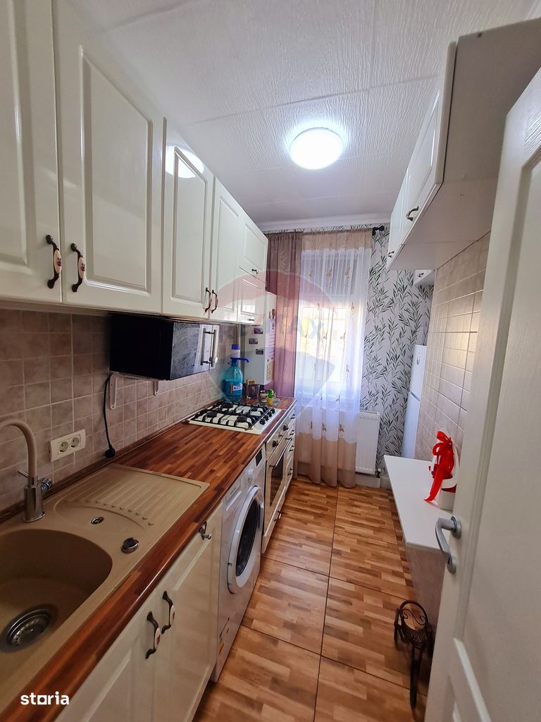 Apartament cochet cu 3 camere renovat,comision 0% pentru cumparator