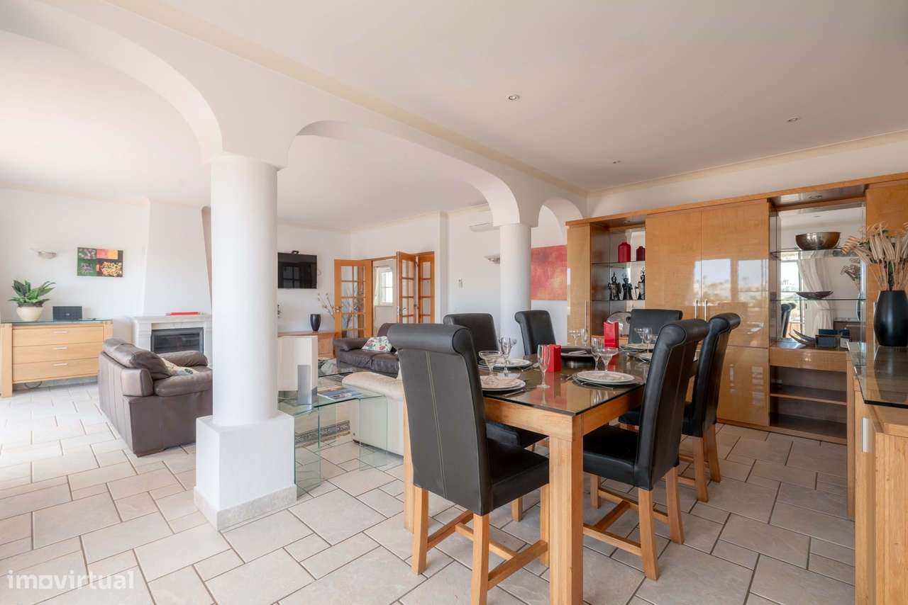 Grande propriedade de golfe com vistas panorâmicas - Grande imagem: 5/38