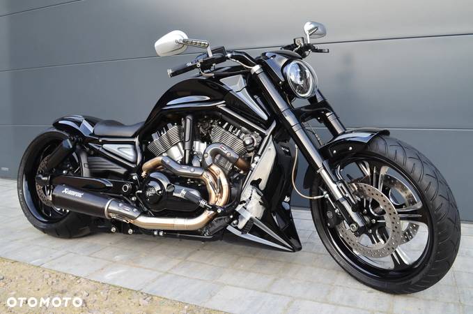 Harley-Davidson V-Rod Muscle - 16