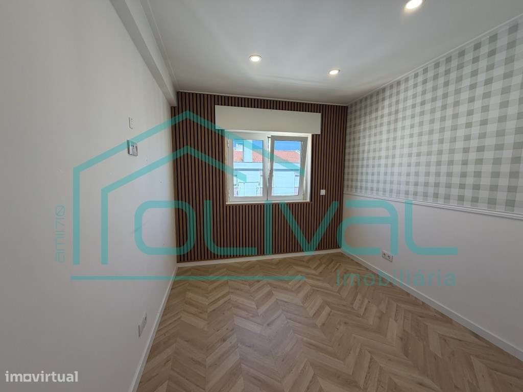 T2 Renovado prédio com elevador-12