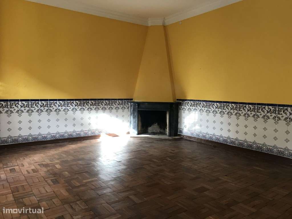 Moradia T7 com elevador-22