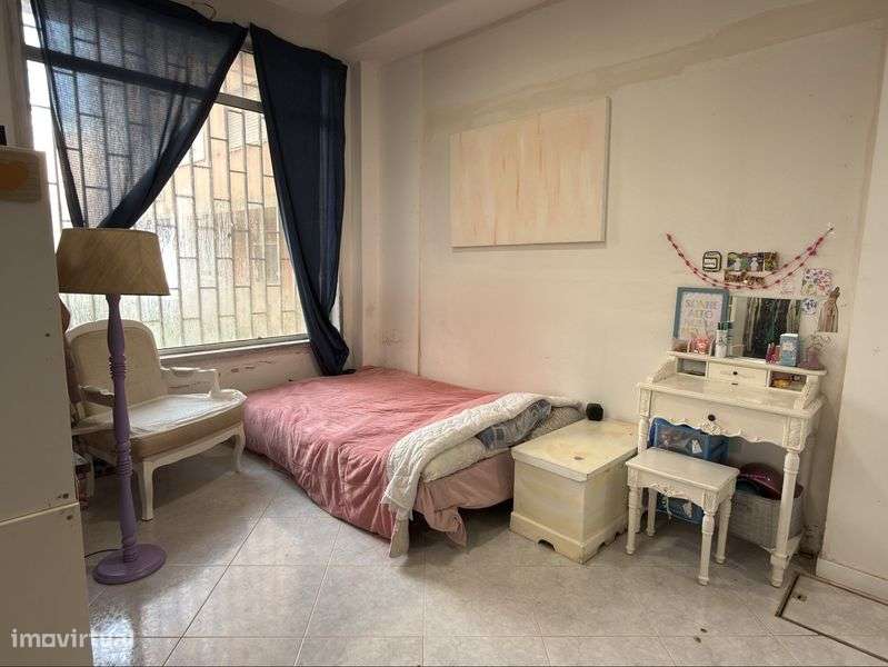 LOJA COMERCIAL COM POSSIBILIDADE DE CONVERSÃO EM HABITAÇÃO - Grande imagem: 4/5