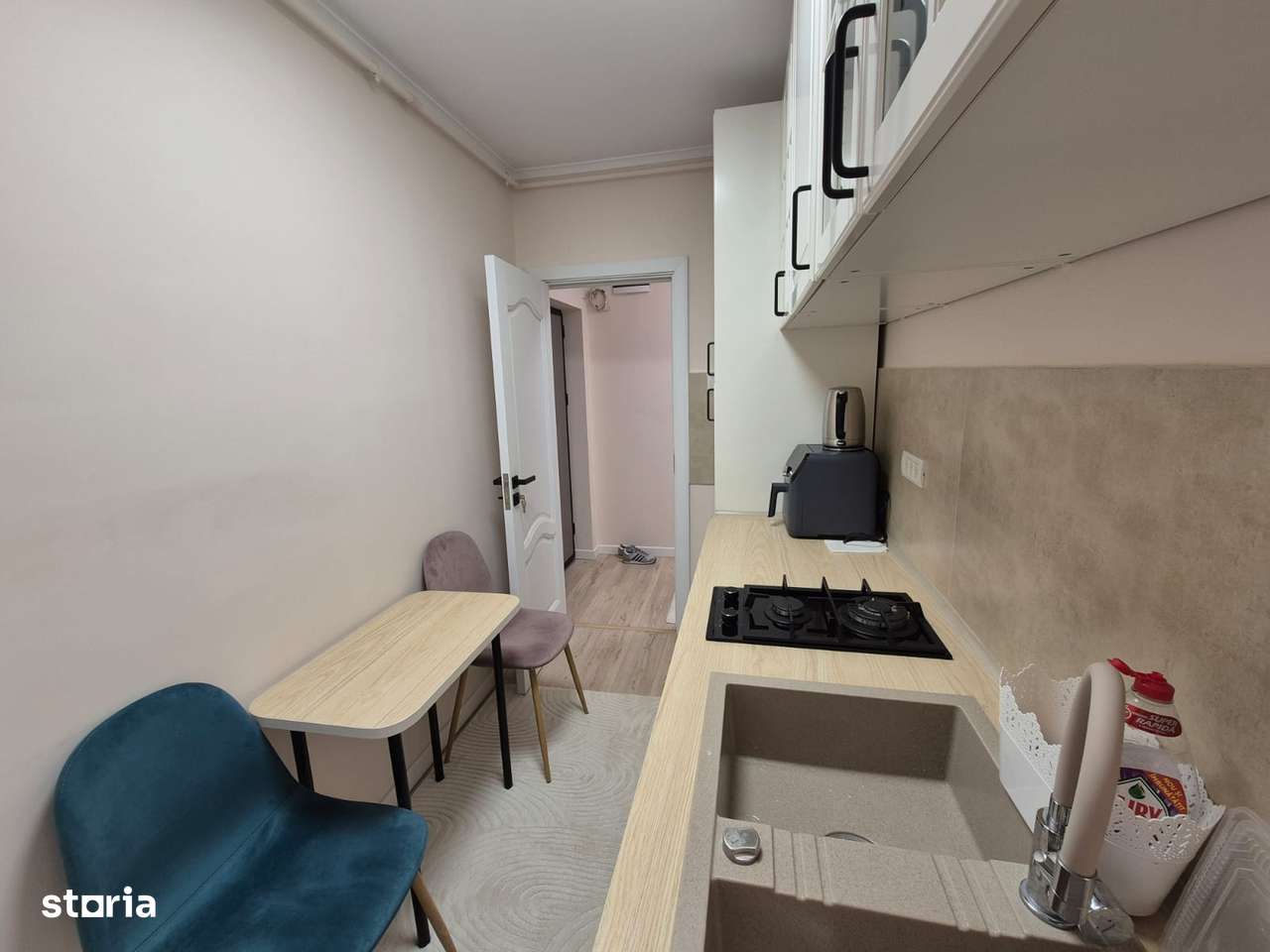 Gara-Parc 2 camere renovat complet, mobilat, utilat, etaj 1, gaze,-3