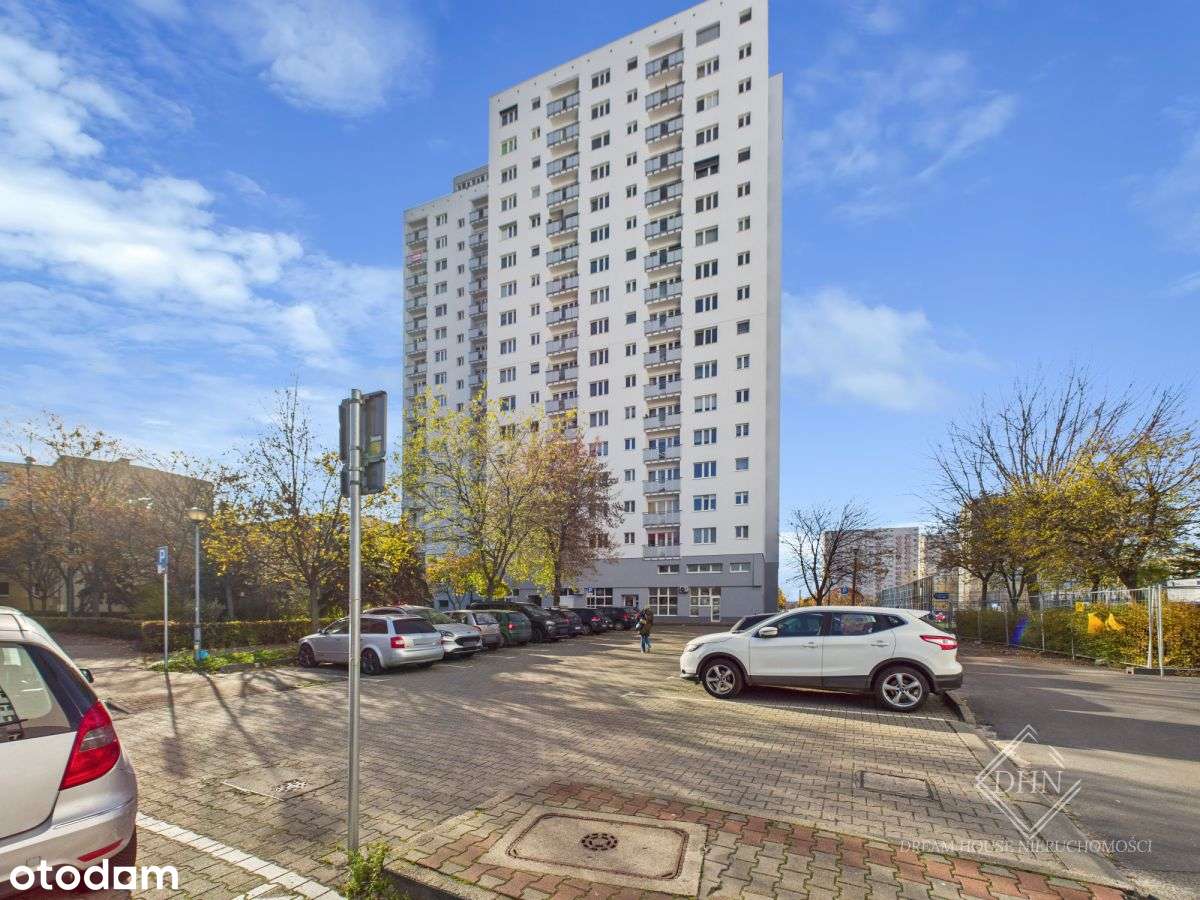 Przestronne i Ustawne Mieszkanie w Poznaniu-18