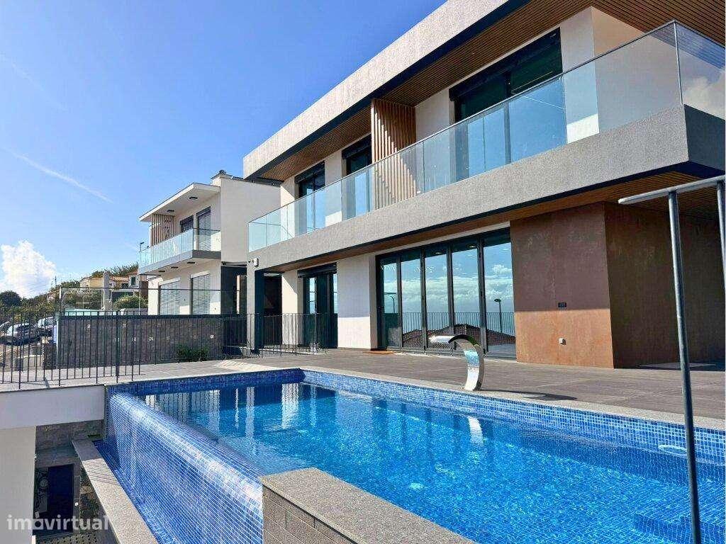 Moradia de Luxo com Vistas Panorâmicas no Funchal - Grande imagem: 4/26