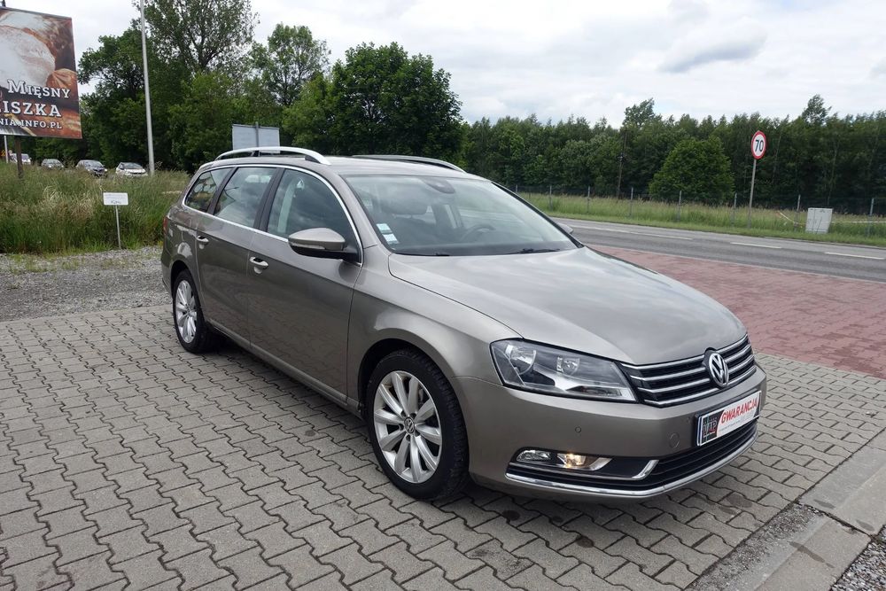 Volkswagen Passat B7 (2010-2014) 2.0 TDI DSG BlueMotion Technology Comfortline 2012