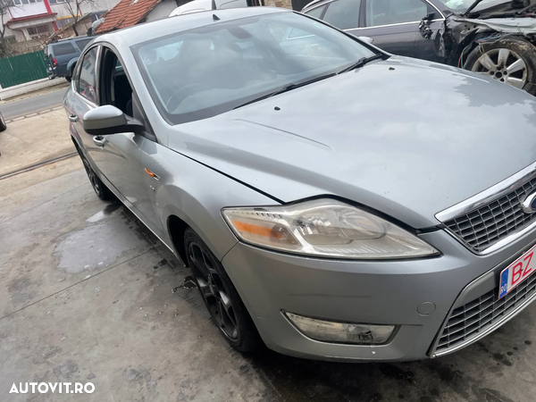 Dezmembram Ford Mondeo Mk4 2011 2.0 euro 5 TXBA - 3