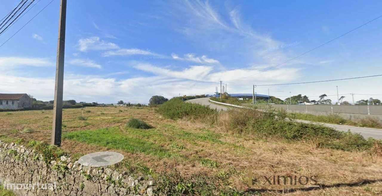 Terreno com uma área total de 8853 m2, em Terroso, Póvoa de Varzim. - Grande imagem: 2/4