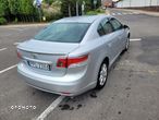 Toyota Avensis 2.0 D-4D 2010 - 3