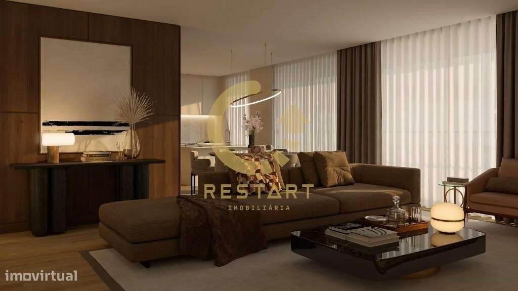 Penthouse T4 Duplex no PAULO DIAS NOVAIS 45 c/ terraço de 177m2, jacuz - Grande imagem: 5/25