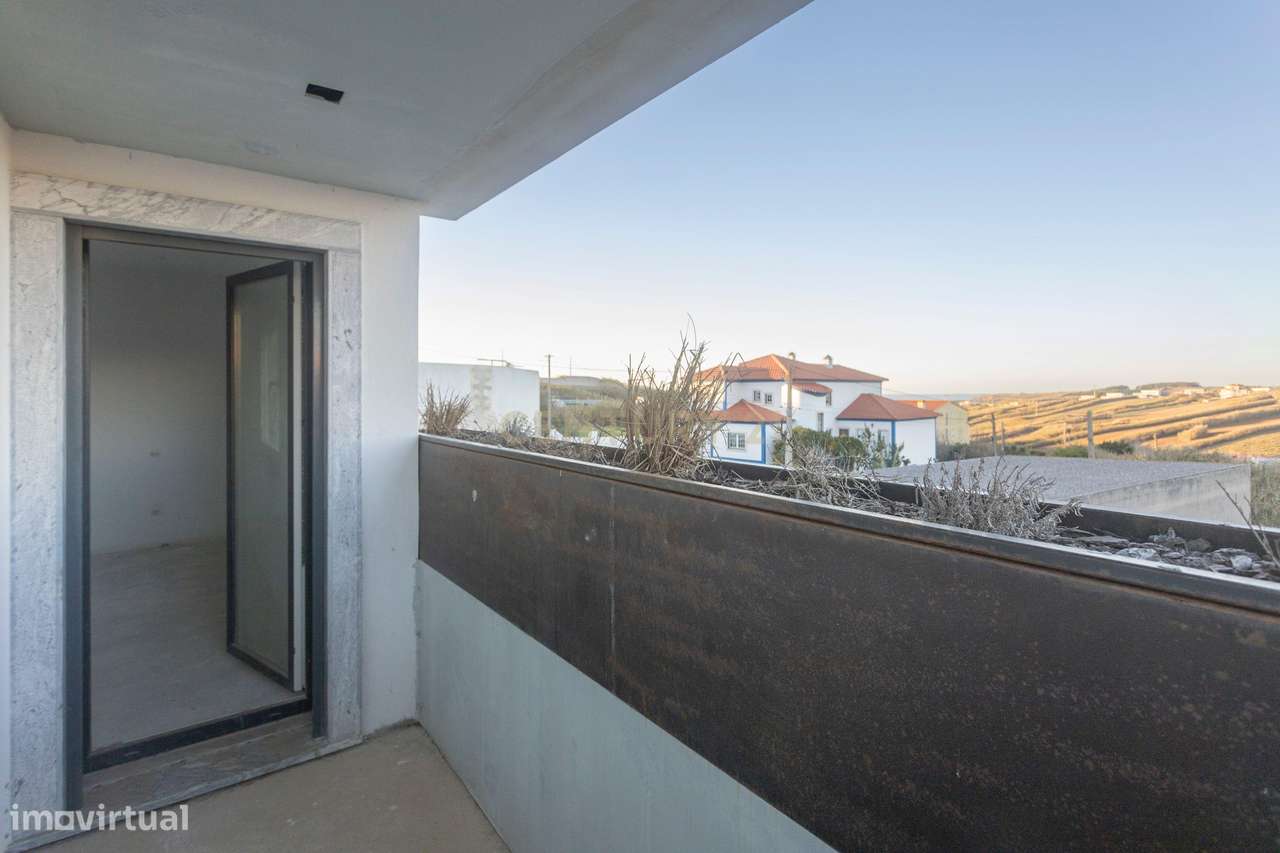Moradia T3+1 em fase final de acabamentos — Ribamar, Lourinhã - Grande imagem: 4/43