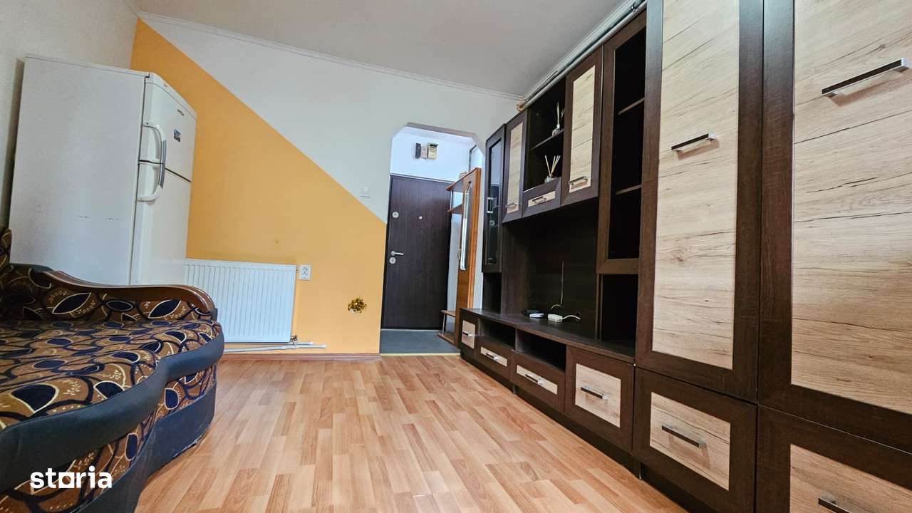 Exclusivitate- Garsoniera Al cel  Bun,etajul 2,mobilata,libera,57900 E - Imagine principală: 4/10