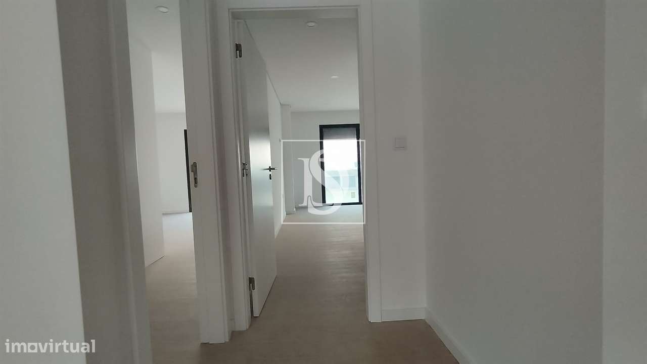 Apartamento T2 Venda em Esgueira,Aveiro-27