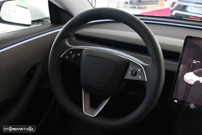 Tesla Model 3 Tração Traseira - 31