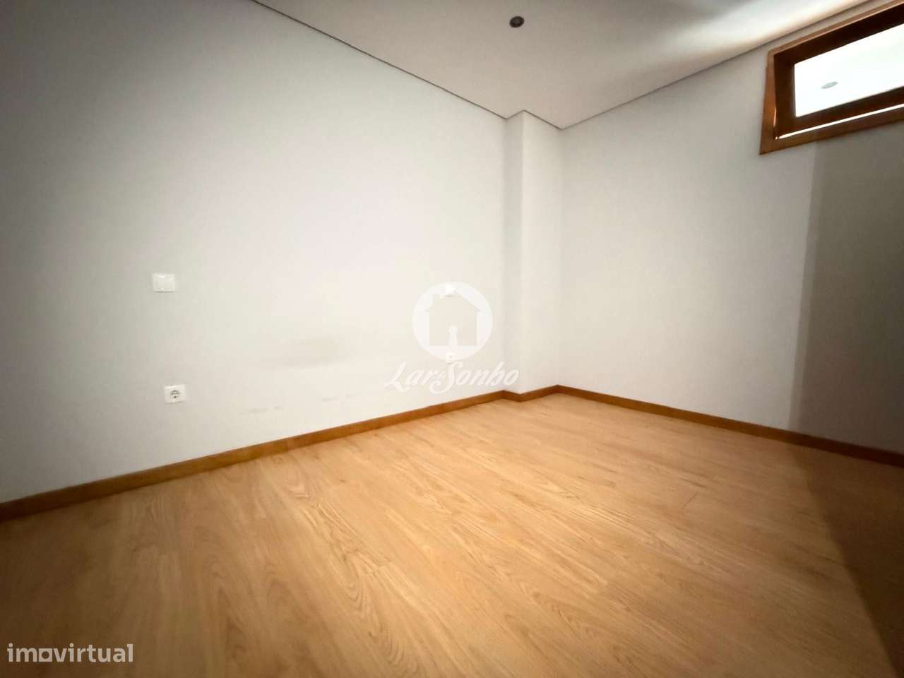 Moradia T2+T2  Remodelada em Azurara, Vila do Conde-4