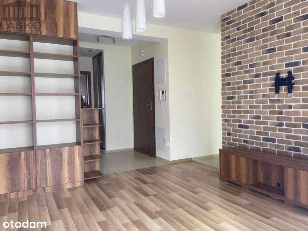 Meszkanie dwupokojowe z loggią i balkoniem, do zamieszkania.-1