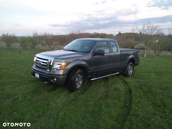 Ford F150 - 8