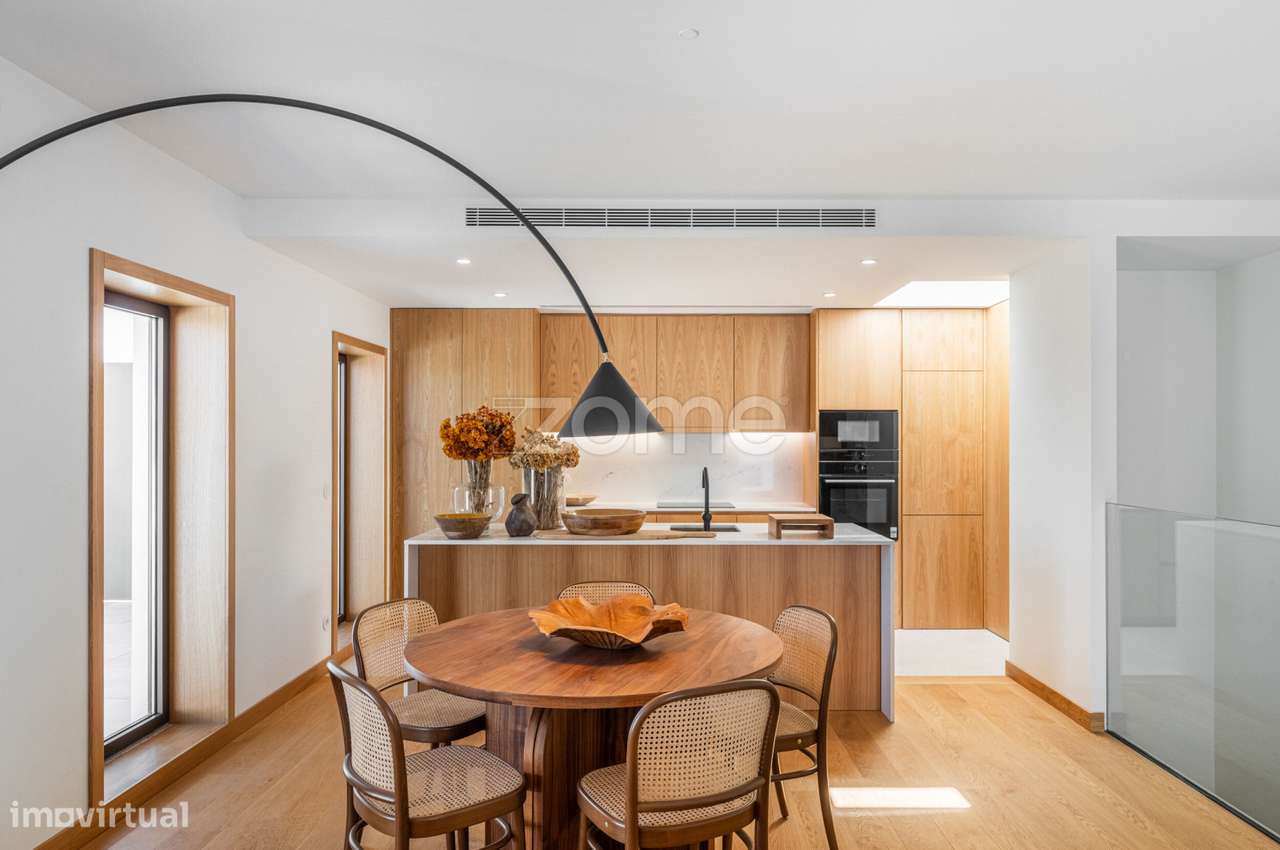 Apartamento T3 duplex c/ terraço, Porto Art Square | Baixa do Porto-1