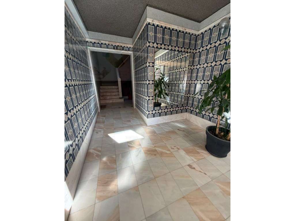 Amadora Urb. Quinta do Borel, T3, Remodelado, r/chão, Oportunidade!!!!-15