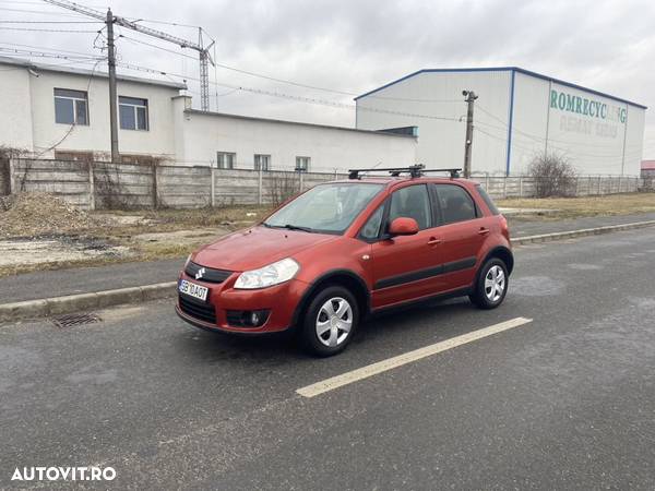 Suzuki SX4 1.5L GLX - 2