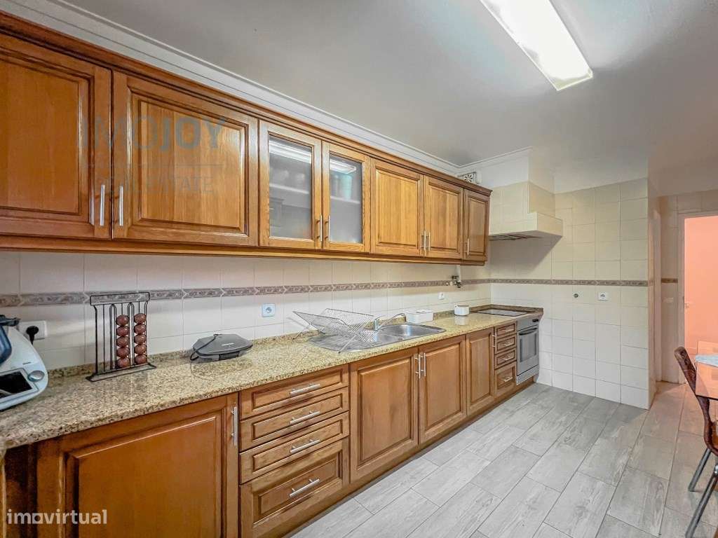 Simpático Apartamento T2 para Venda em Alvide-7