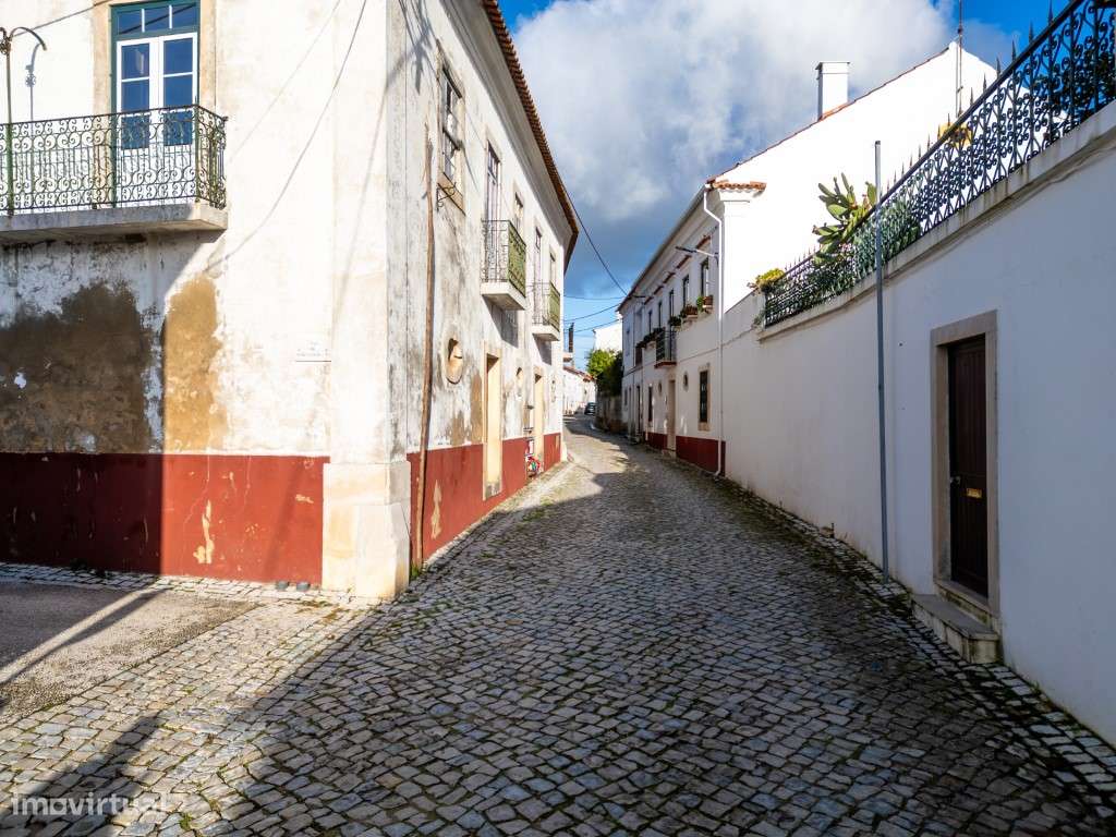 Moradia de Luxo com jardim no centro histórico de Aljubarrota, Alco...-40