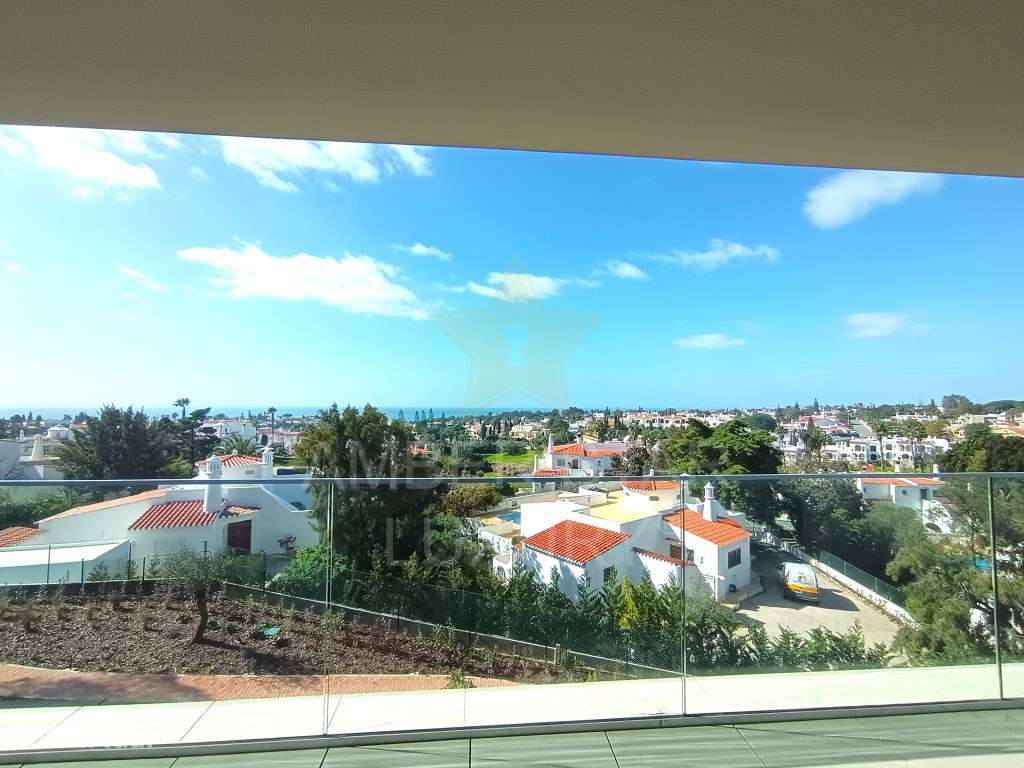 Penthouse T4 em Carvoeiro: Exclusividade, Luxo e Vista Panorâmica S... - Grande imagem: 3/16