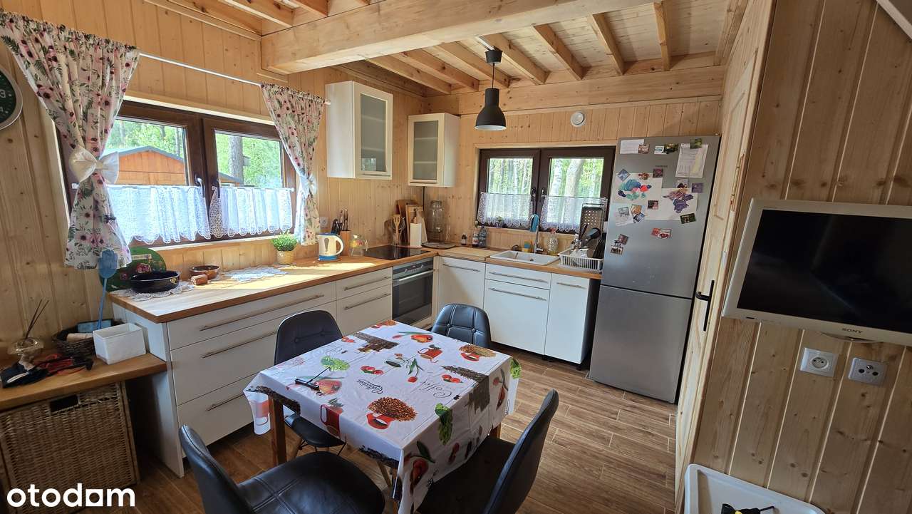 Nowoczesny domek rekreacyjny w lesie z działką 573m2 - Pełny obrazek: 4/18