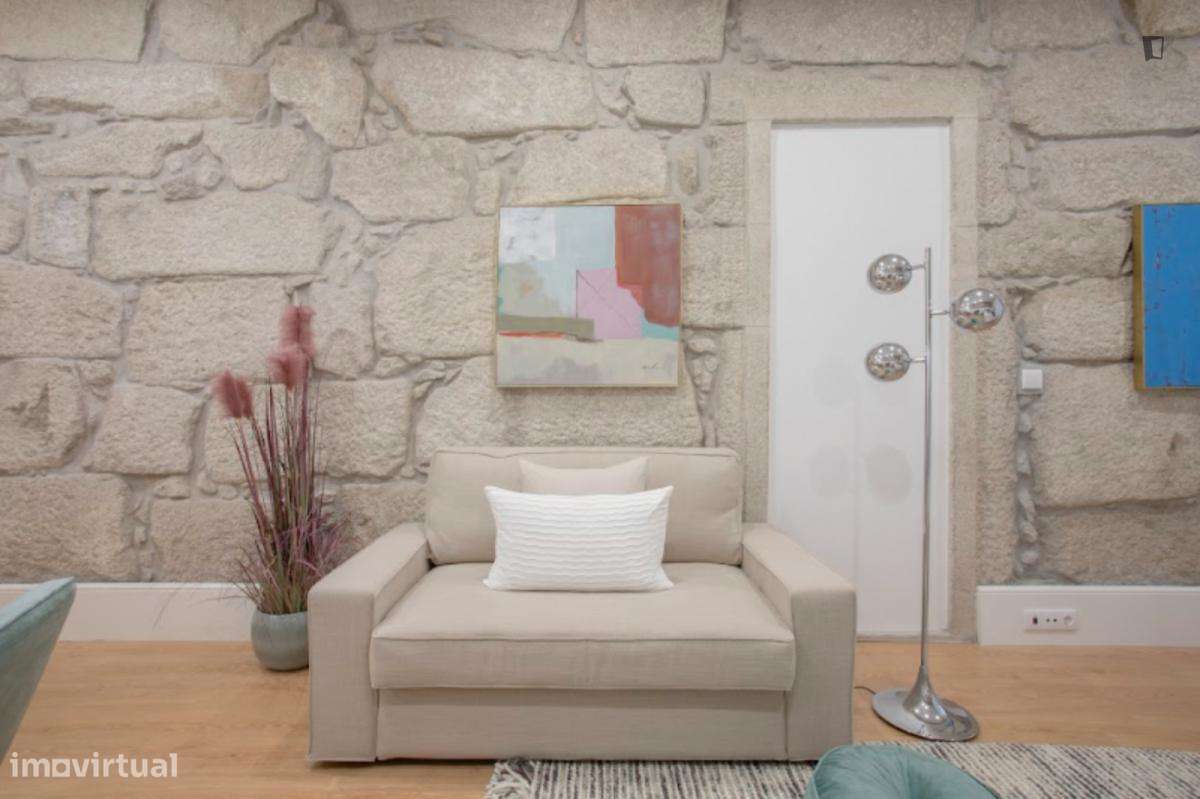 Estúdio - localizado em Cedofeita Porto - Grande imagem: 5/22