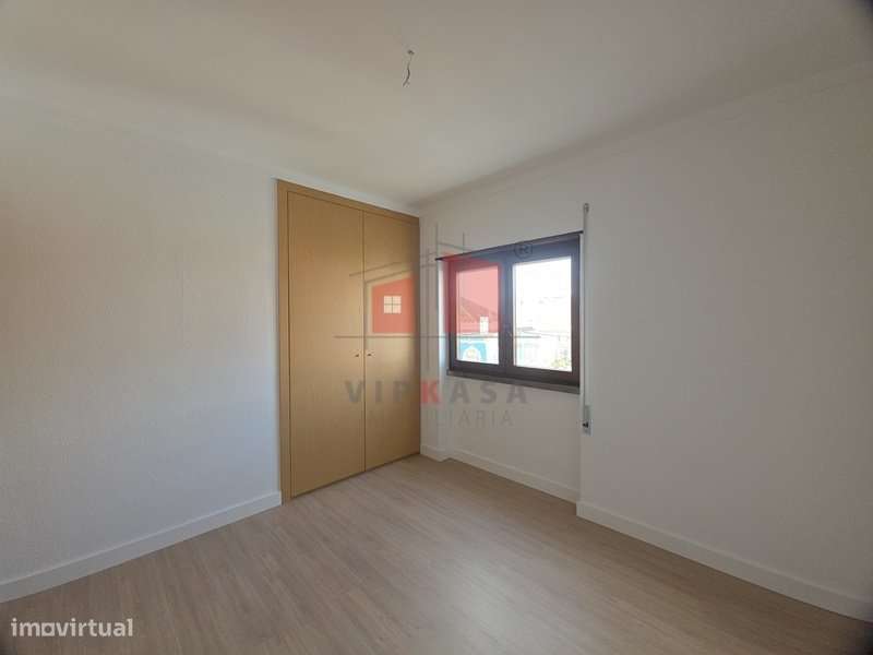 Apartamento T2 remodelado-11