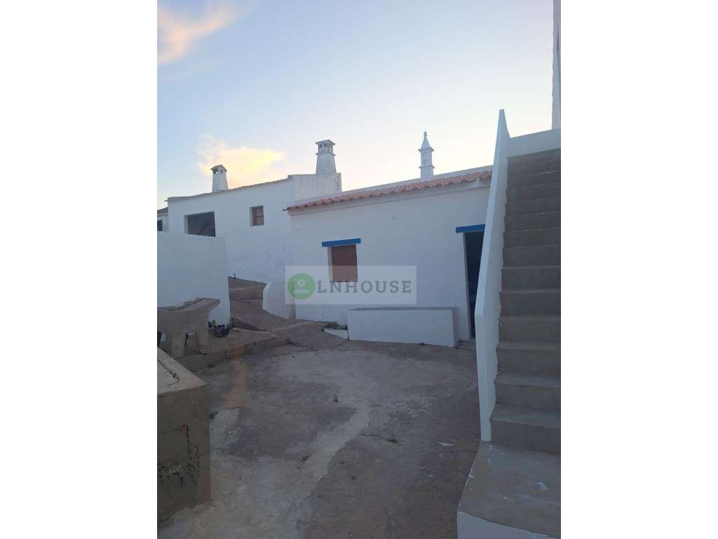 Moradia T3 com vista rio e campo, Almada de Ouro - Castro Marim-9