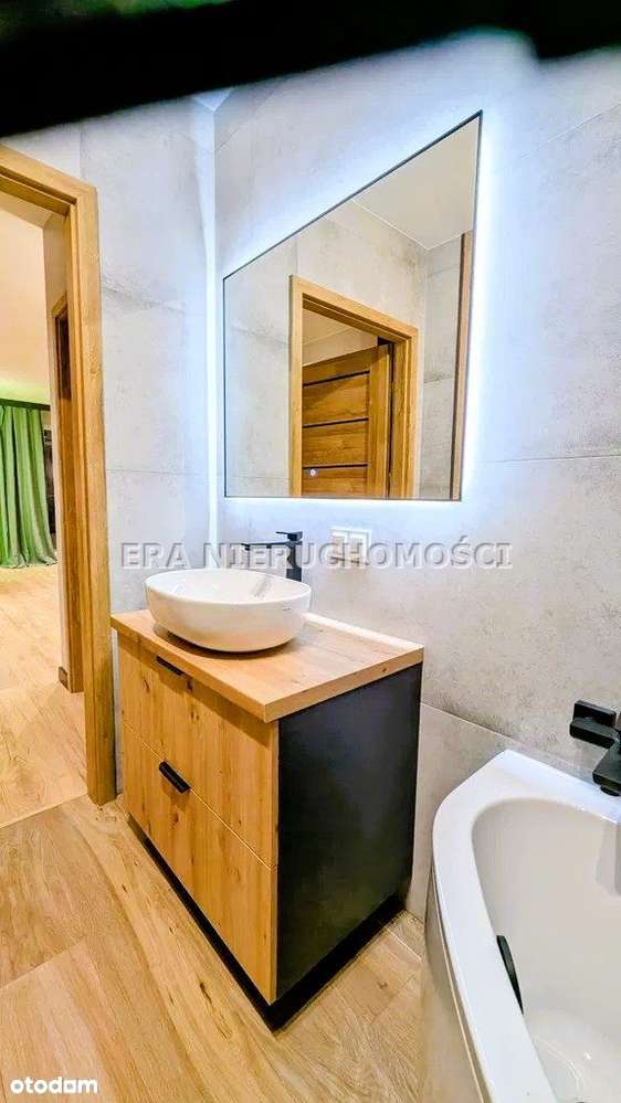 Piękne widoki, wysoki standard, komfortowe 3pok.-9