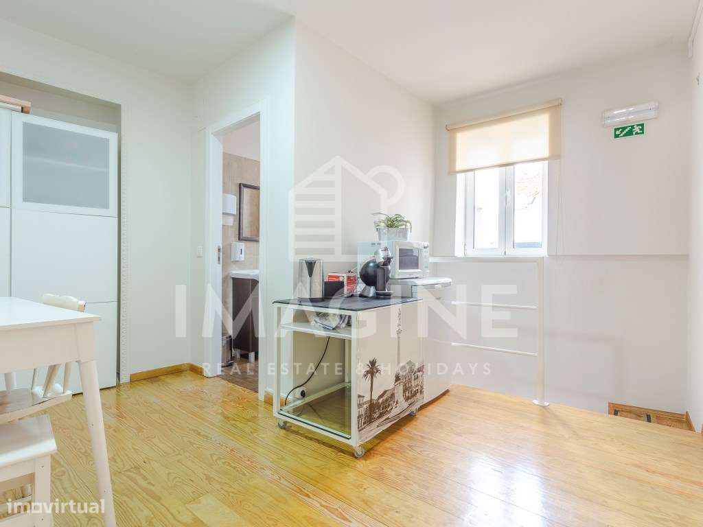 Prédio à Venda Localização Premium - Praça de Bocage-9