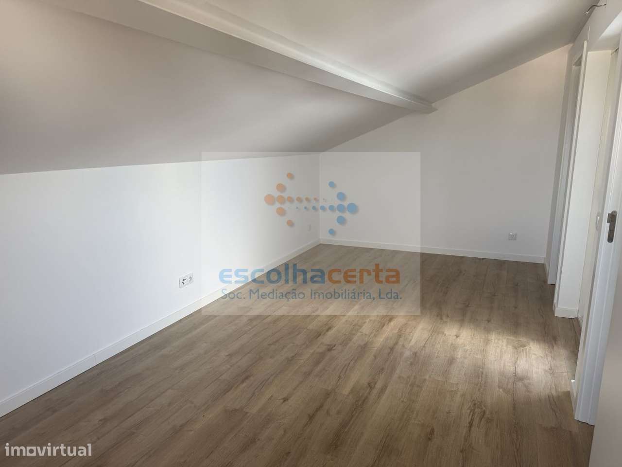 Moradia historica totalmente renovada-18