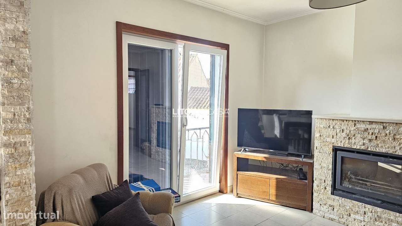 Moradia Isolada | T3 | Pátio | Terreno | Remodelada - Grande imagem: 1/47